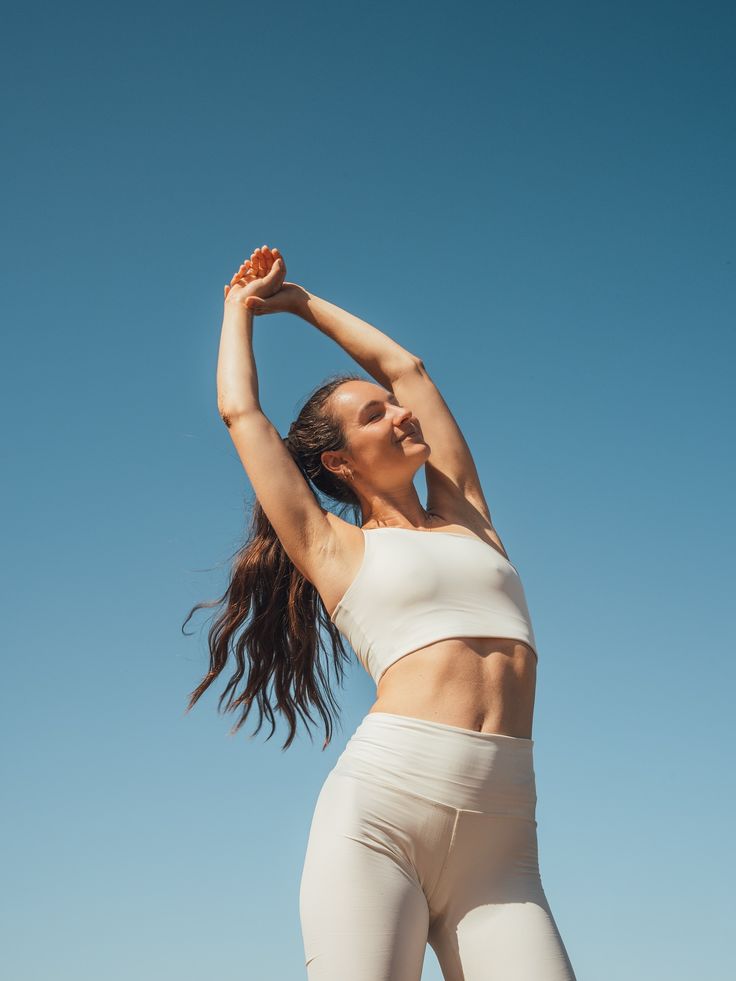 Objectif ventre plat : les habitudes à adopter pour se sentir mieux dans son corps - Theralica