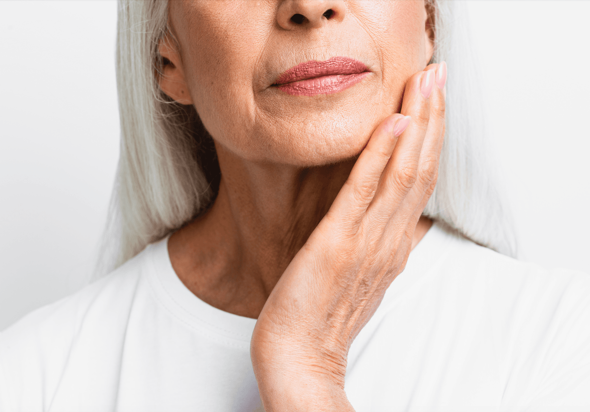 Pourquoi la peau vieillit deux fois plus vite entre 35 et 45 ans - Theralica